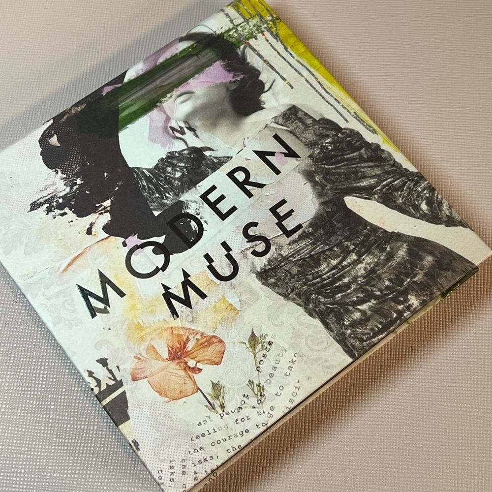 PLAY • MODERN MUSE PALETTE • NEW IN BOX - Picture 7 of 8